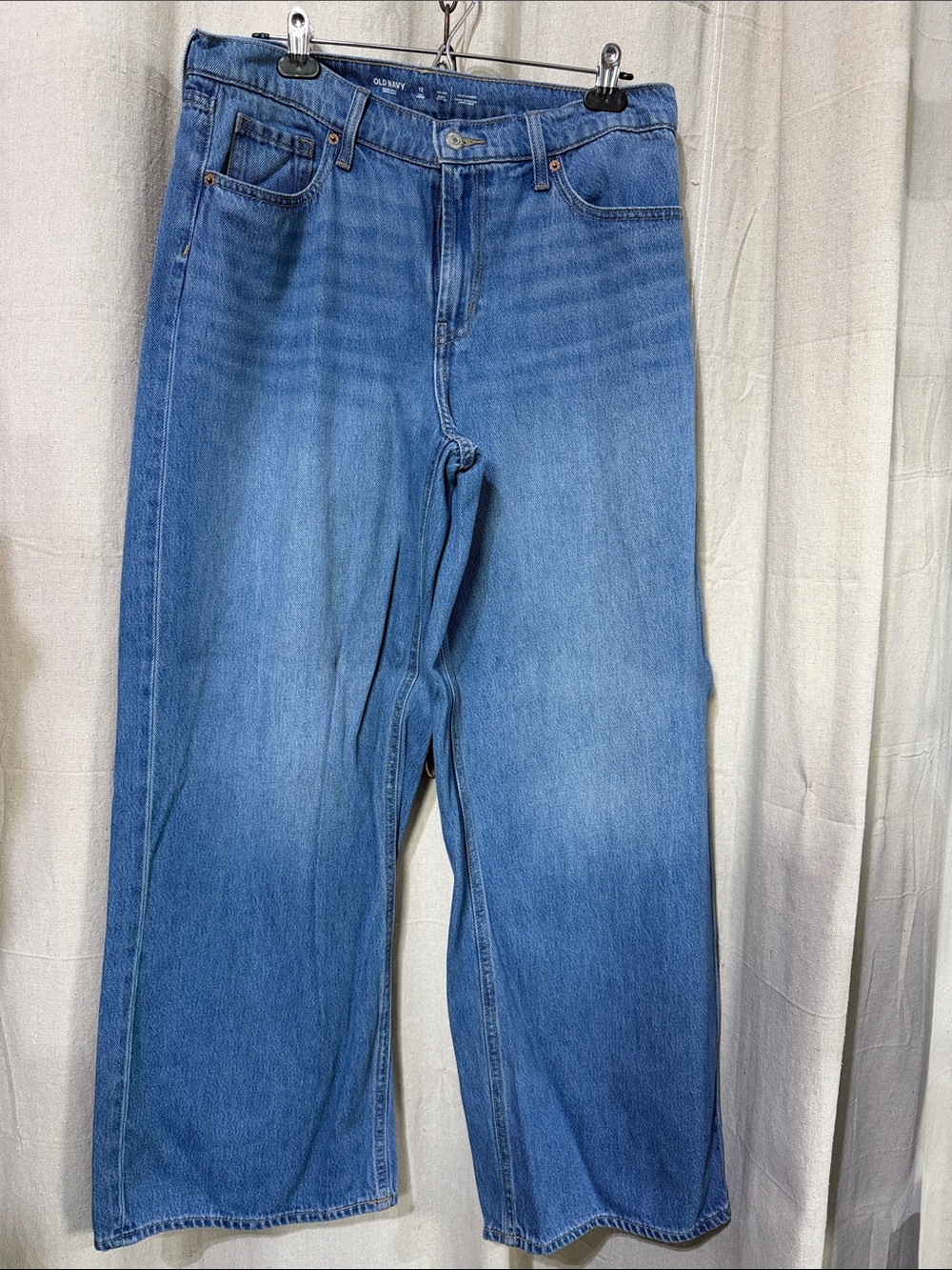 Woman’s Wide Leg Jeans